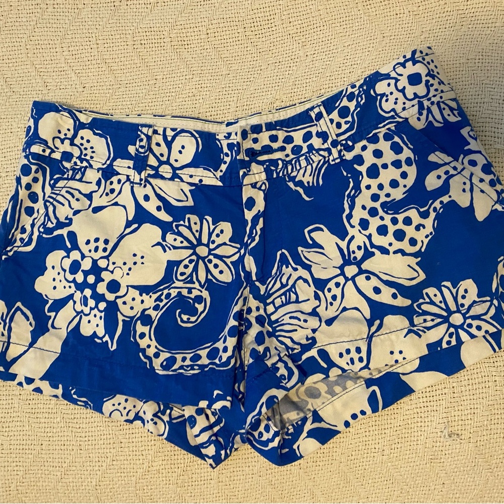 Blue Lilly Pulitzer shorts. Excellent condition size 2.